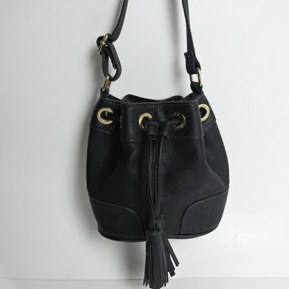 Liz Claiborne Handbags - Liz Claiborne Crossbody Bag Color : Black